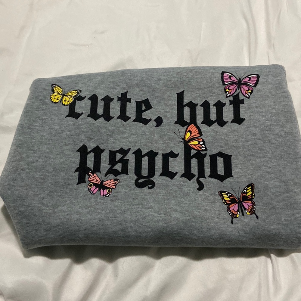 Ruby and lace crew neck size small